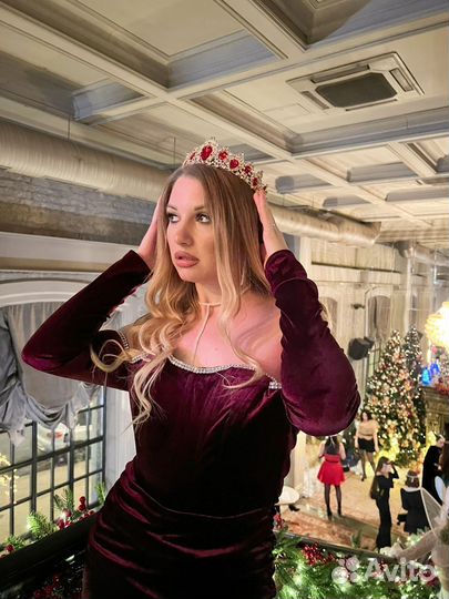 Платье вечернее