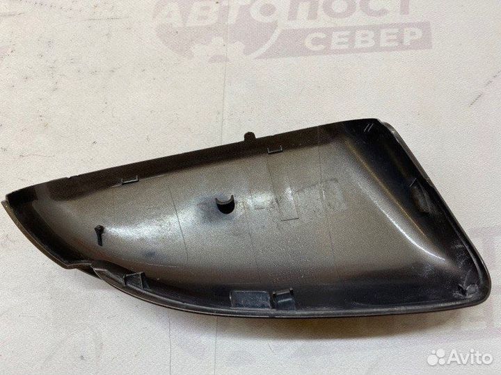 Накладка на зеркало левая Kia Ceed JD G4FD 2012