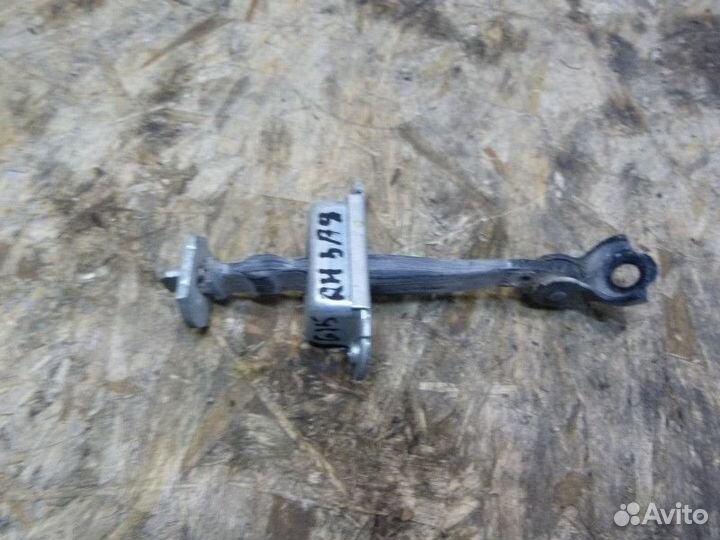 Ограничитель двери задней правой Nissan Almera (G1