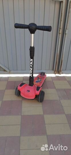Самокат детский трехколесный