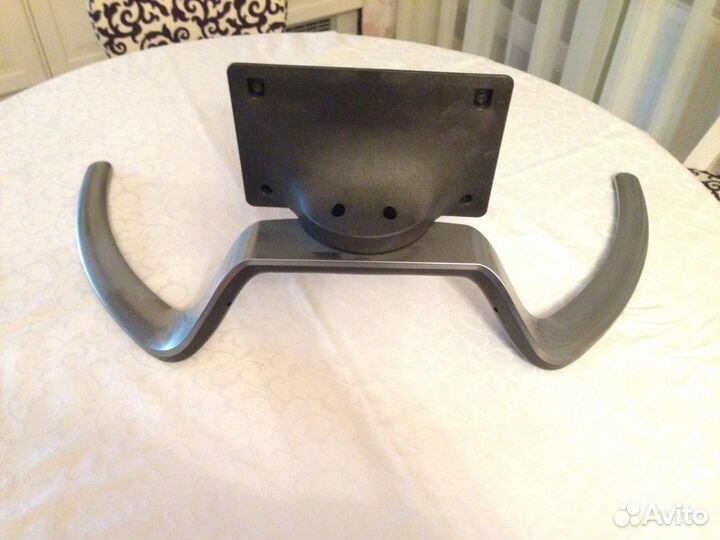 Уникальная подставка под тв LG magic swivel