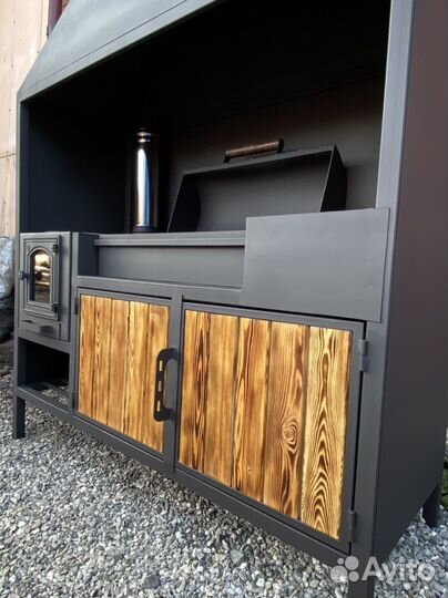 Мангальный комплекс с вытяжным зонтом