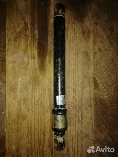 Демпфер Mercedes 190