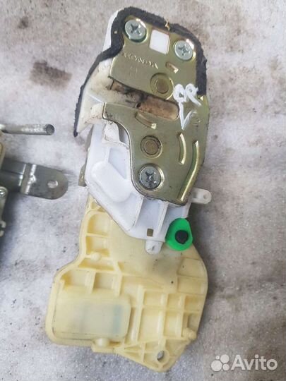 Замок двери передней правой honda c-rv 02-06