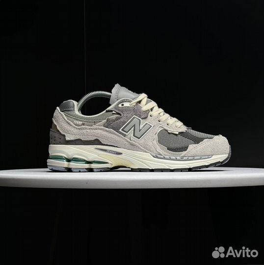 Кроссовки New Balance 2002R grey