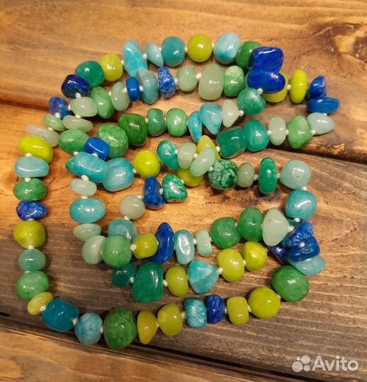 Бусы из натуральных камней