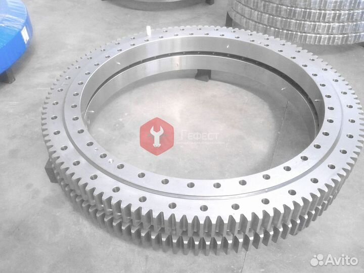 Поворотный круг ZX350LCN-3 9245698