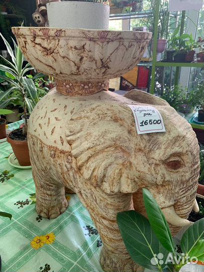 Кашпо слон