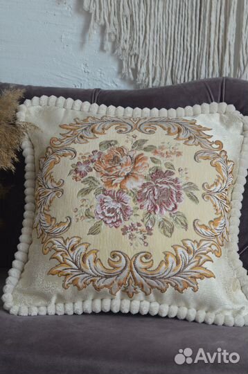 Декоративные подушки