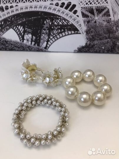 Серьги и резинка для волос из искусственный жемчуг