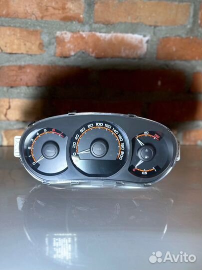 LADA vesta 2022 панель приборов