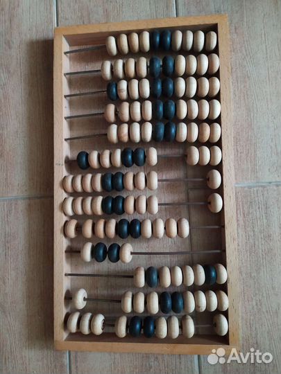 Счеты деревянные