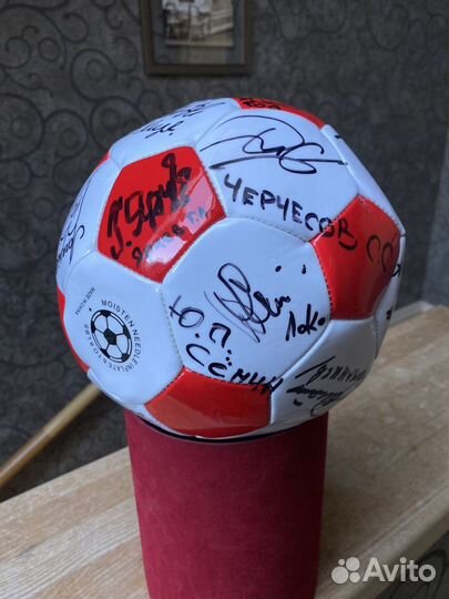 Футбольный мяч чм 2018 с автографами