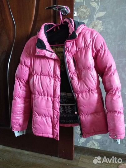 Зимняя куртка б/у для девочки