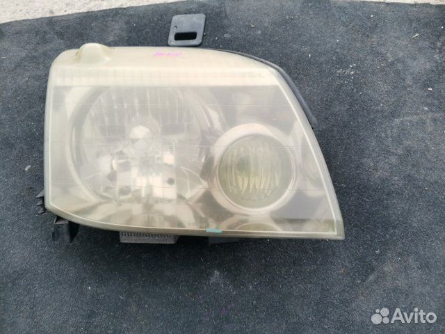 Фара передняя правая Nissan X-Trail T30