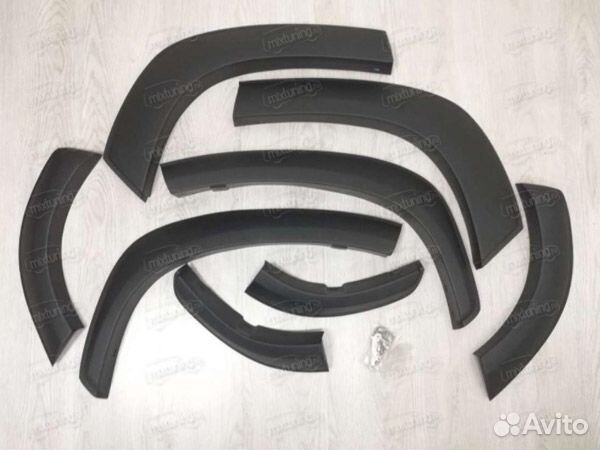 Расширители колесных арок Mitsubishi Pajero Spo