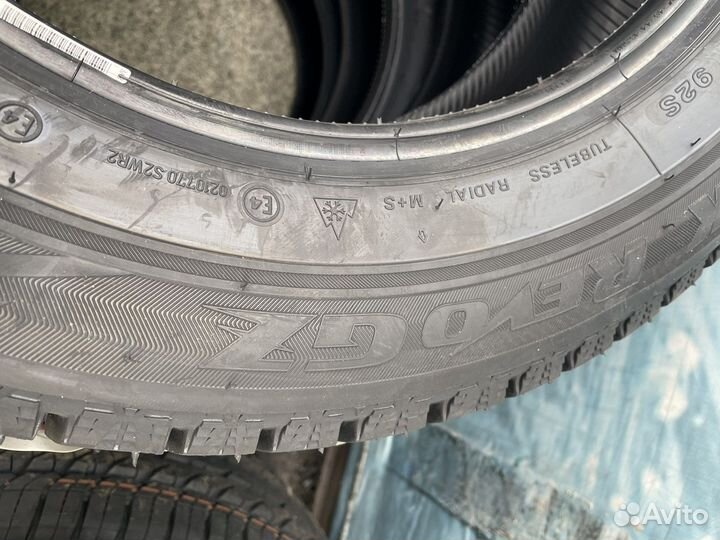 Bridgestone Blizzak Revo GZ 205/60 R16 92S