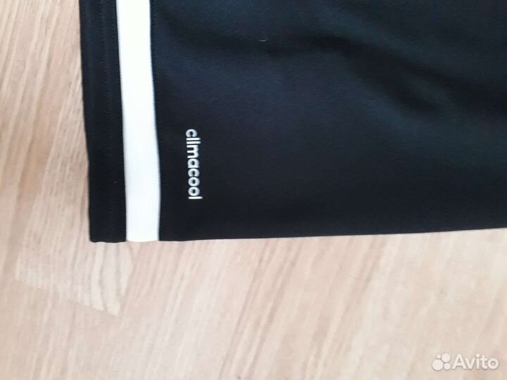 Свитшот спортивный, лёгкий