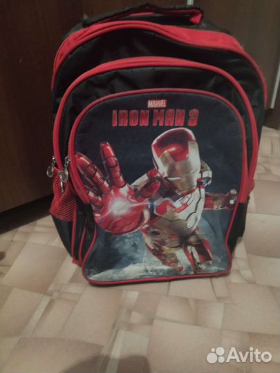 Школьный рюкзак