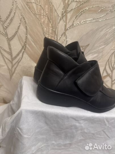 Ботинки женские 41 натуральная кожа