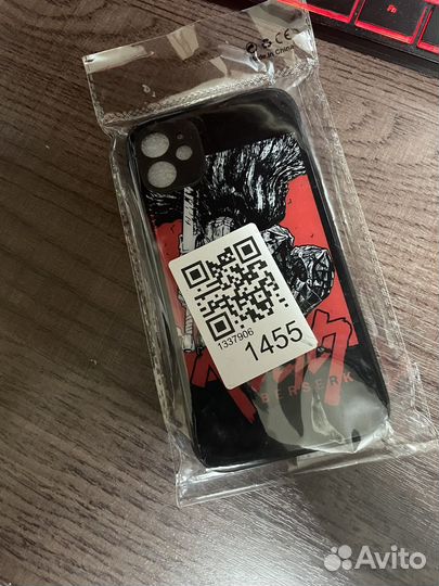 Чехол на iPhone 11