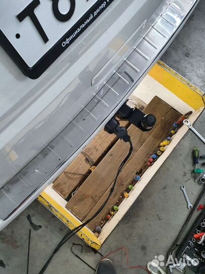 Фаркоп установка Volkswagen Multivan транспортёр