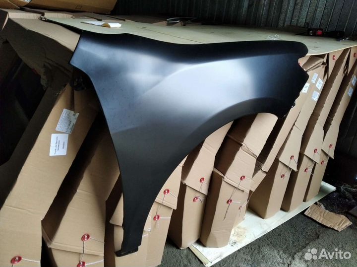 Крыло переднее правое Toyota Camry 50 / 55