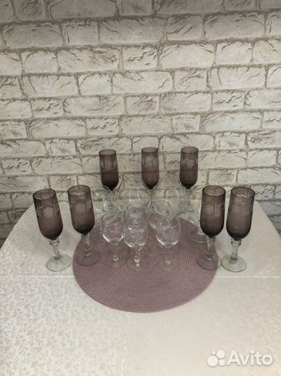 Рюмка на ножке, бокалы для коньяка