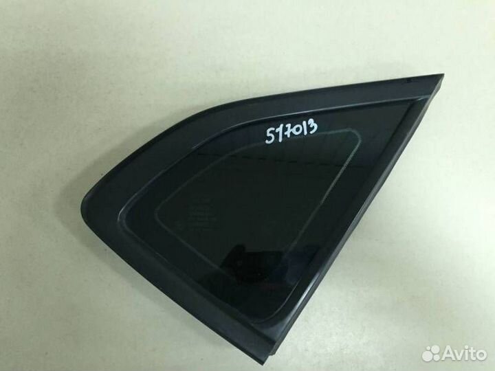 Стекло кузовное глухое правое Kia Ceed JD 2012-201