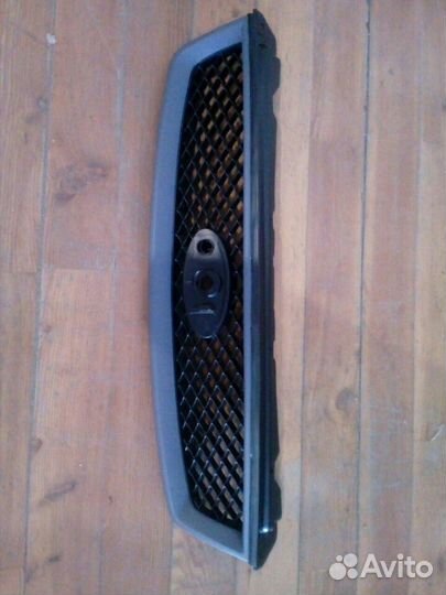 Решётка радиатора Форд Фокус 2.05-08г.под покраску