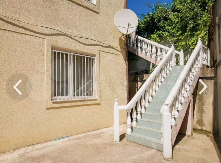 Дом 500 м² на участке 6 сот.