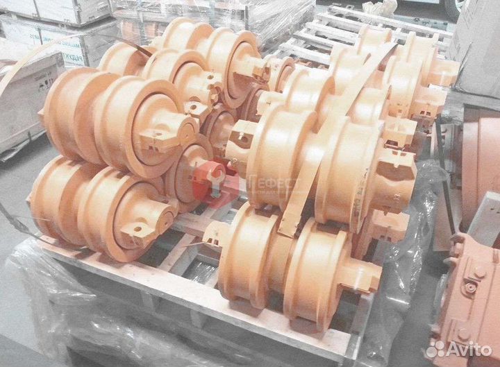 Каток поддерживающий Doosan DX340LC 200105-00003B