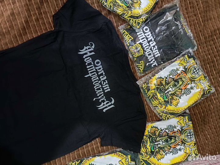 Футболки c принтами