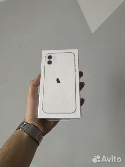 iPhone 11, 64 ГБ