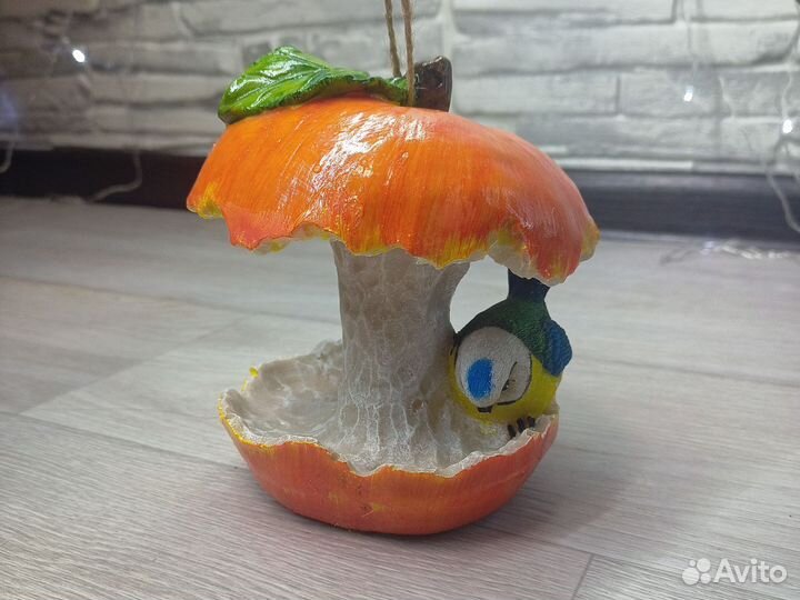 Кормушка для птиц