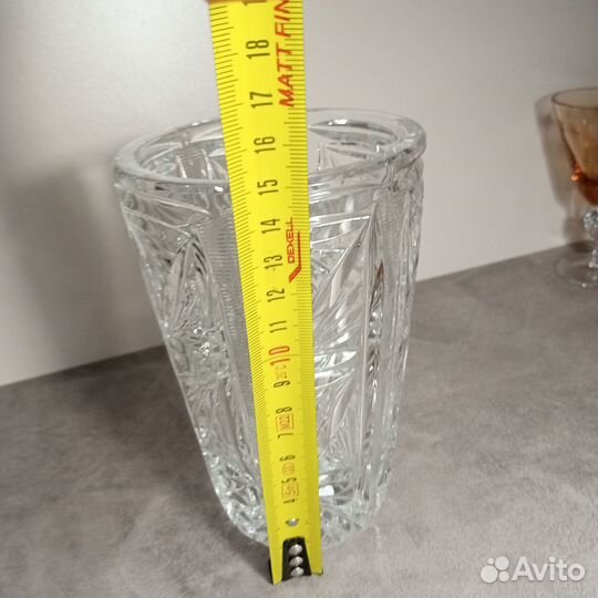 Хрустальная ваза