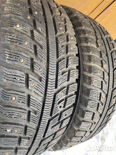 Kumho I'Zen KW22 215/55 R17