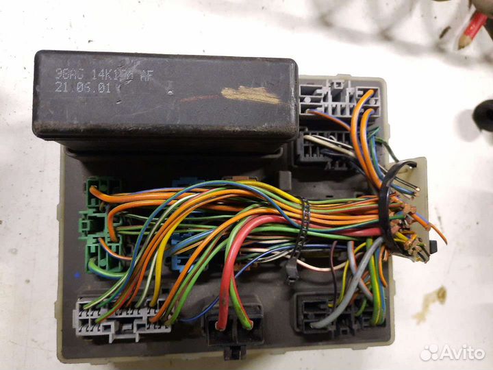 Блок предохранителей Ford Focus 1 1998-2005