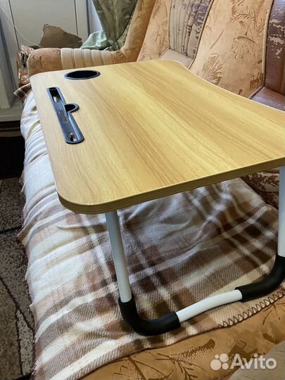 Стол для ноутбука