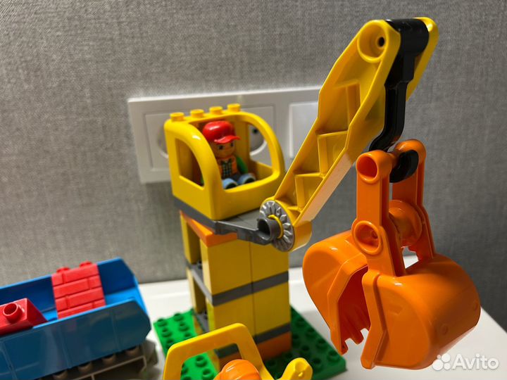 Lego duplo: Большая стройплощадка 10813