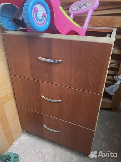 Стол офисный угловой с тумбой б/у