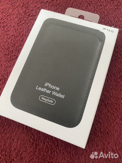 iPhone Leather Wallet Magsafe