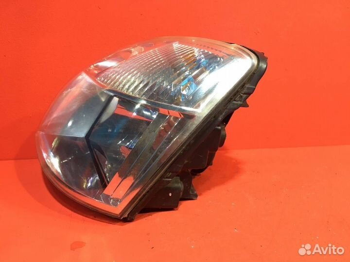 Фара для Kia Picanto 1 G4HG 1.1 бензин 1086 (Б/У)