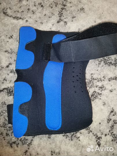 Ортез бандаж на коленный сустав