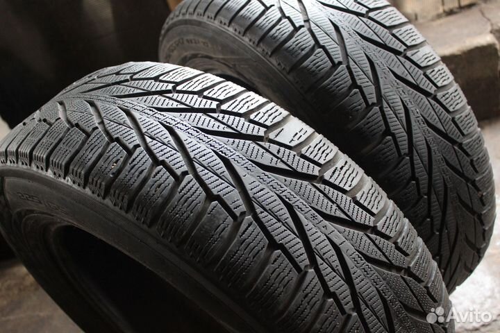 Nokian Tyres Hakkapeliitta R2 SUV 225/65 R17 108R