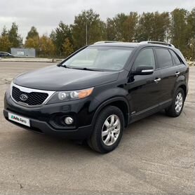 Kia Sorento 2.4 AT, 2012, 199 000 км