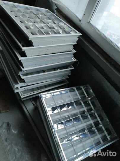 Светильник для амстронга