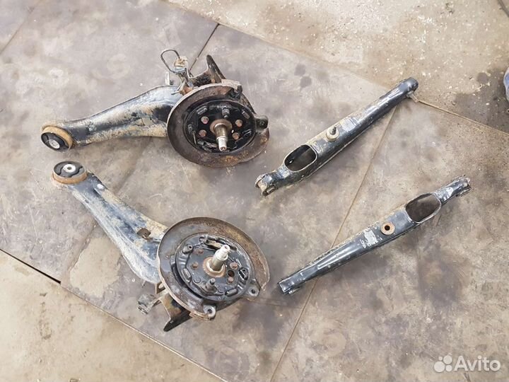 Рычаг задний Mitsubishi lancer 9