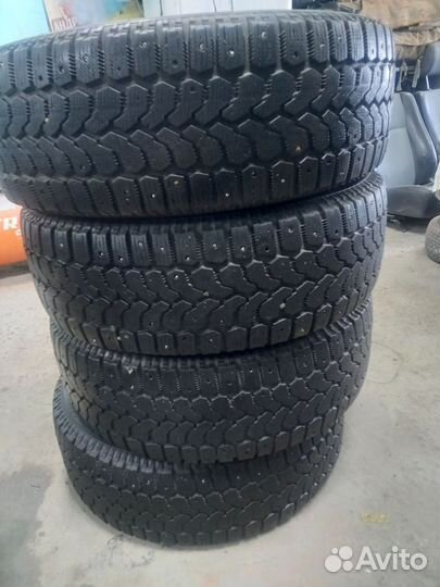 Yokohama A043 215/65 R16 30N