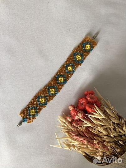 Браслет из бисера на руку ручная работа фенечка